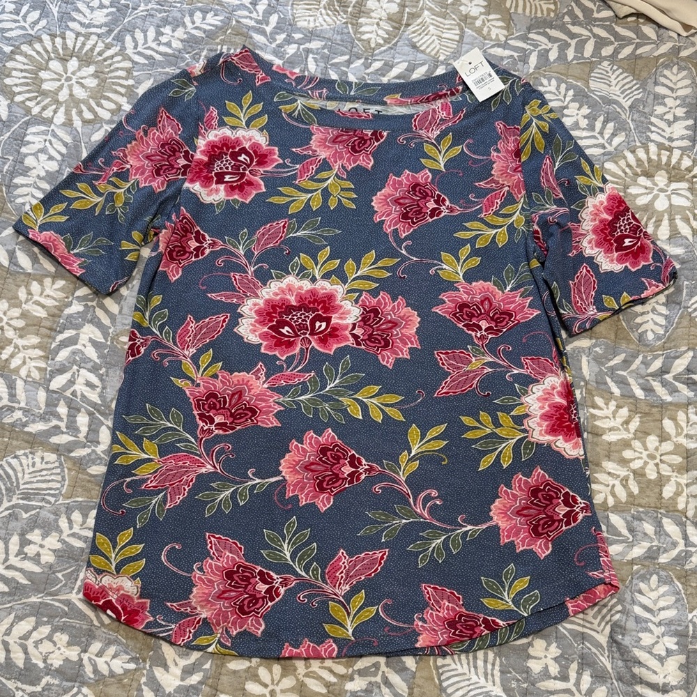 LOFT Floral Short Sleeve Top